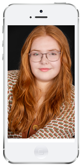senior portrait displayed on a cell phone screen